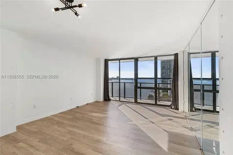 600 NE 36th Street Miami FL 33137