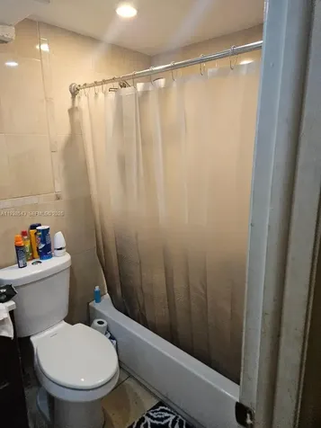 18755 NW 62nd Avenue Hialeah FL 33015