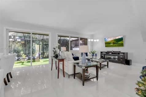 4737 NW 98th Place Doral FL 33178