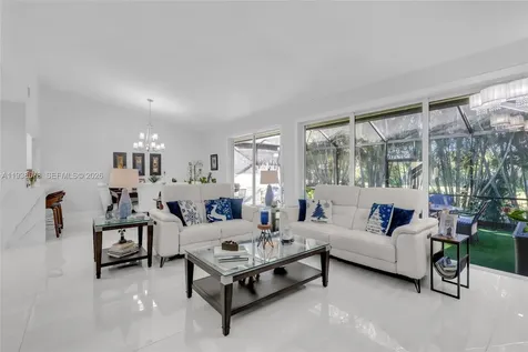 4737 NW 98th Place Doral FL 33178