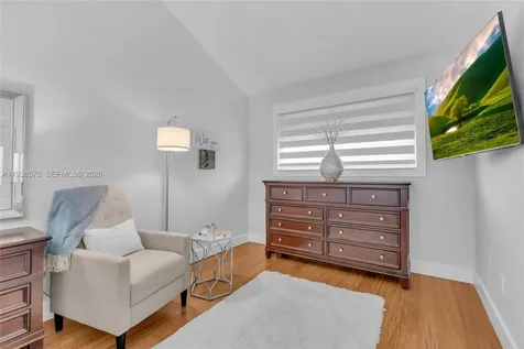 4737 NW 98th Place Doral FL 33178