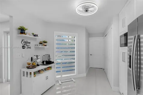 4737 NW 98th Place Doral FL 33178