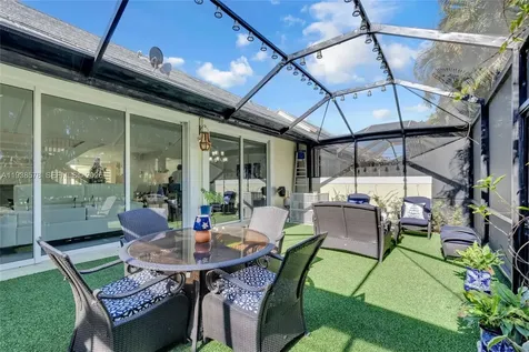 4737 NW 98th Place Doral FL 33178