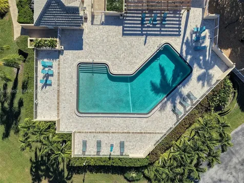 4737 NW 98th Place Doral FL 33178