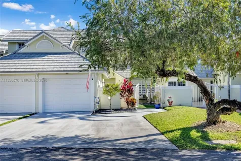 4737 NW 98th Place Doral FL 33178