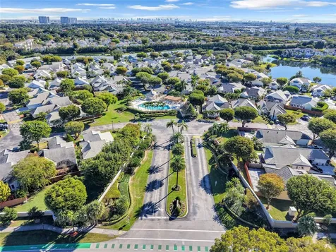 4737 NW 98th Place Doral FL 33178