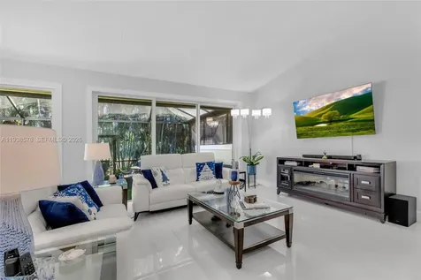 4737 NW 98th Place Doral FL 33178