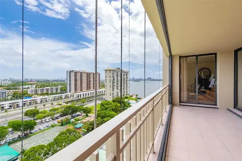 11113 Biscayne Boulevard Miami FL 33181