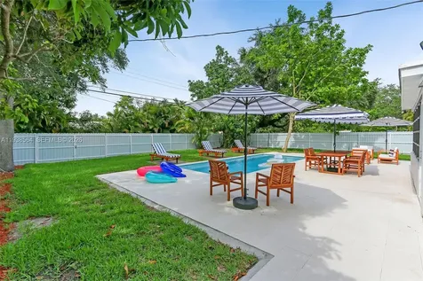 1335 NE 133rd Street North Miami FL 33161