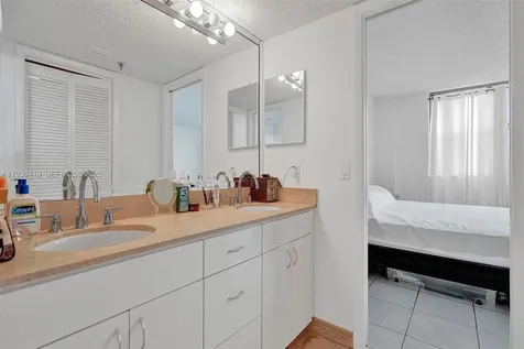 9300 Bay Harbor Terrace Bay Harbor Islands FL 33154