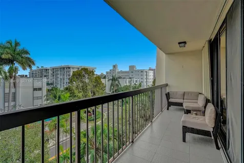 9300 Bay Harbor Terrace Bay Harbor Islands FL 33154