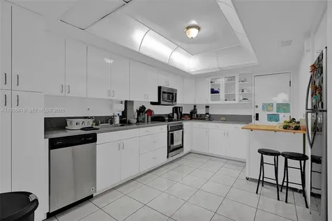9300 Bay Harbor Terrace Bay Harbor Islands FL 33154