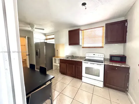 465 NE 157th Terrace Miami FL 33162