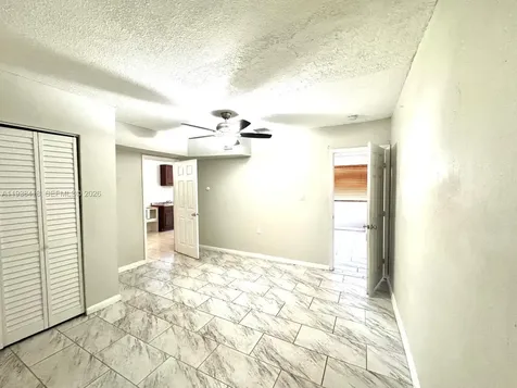 465 NE 157th Terrace Miami FL 33162