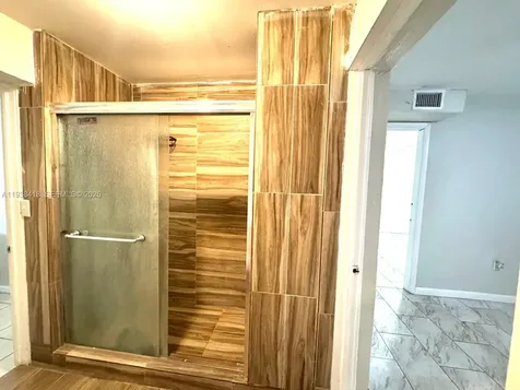 465 NE 157th Terrace Miami FL 33162