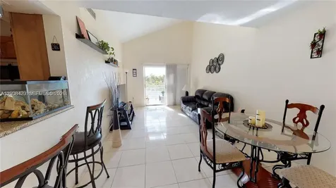 9735 Fontainebleau Boulevard Miami FL 33172