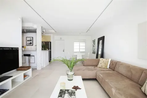 201 Jefferson Avenue Miami Beach FL 33139