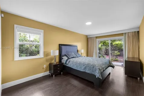 6086 SW 20th Street Miami FL 33155