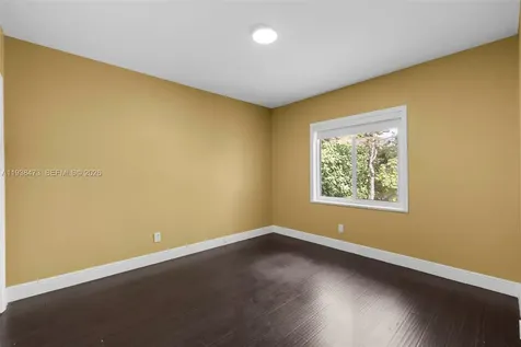 6086 SW 20th Street Miami FL 33155