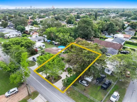 6086 SW 20th Street Miami FL 33155