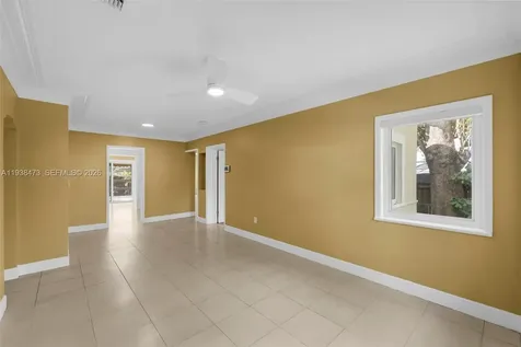 6086 SW 20th Street Miami FL 33155