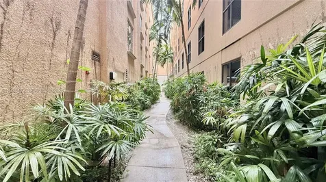 3001 NE 185th Street Aventura FL 33180