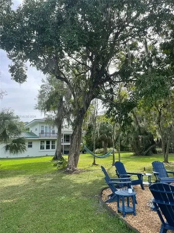 671 Live Oak Lane La Belle FL 33935