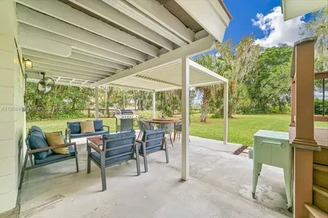 671 Live Oak Lane La Belle FL 33935