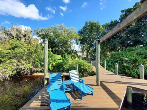 671 Live Oak Lane La Belle FL 33935