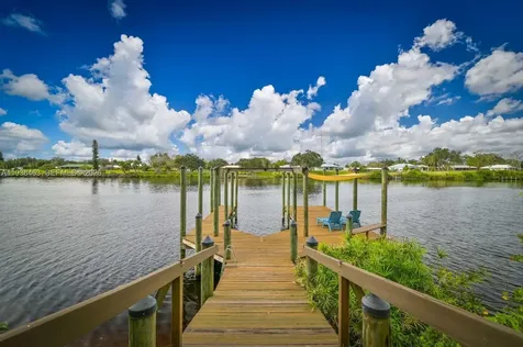 671 Live Oak Lane La Belle FL 33935