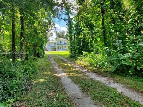 671 Live Oak Lane La Belle FL 33935