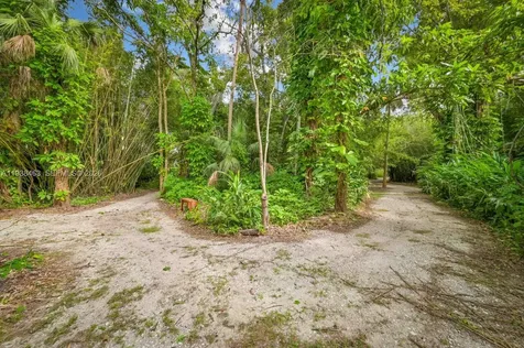 671 Live Oak Lane La Belle FL 33935