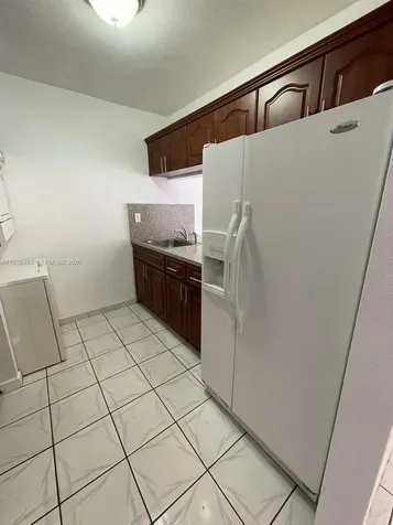 460 E 23rd Street Hialeah FL 33013