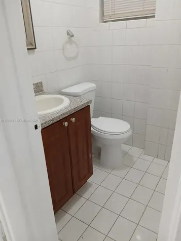 460 E 23rd Street Hialeah FL 33013