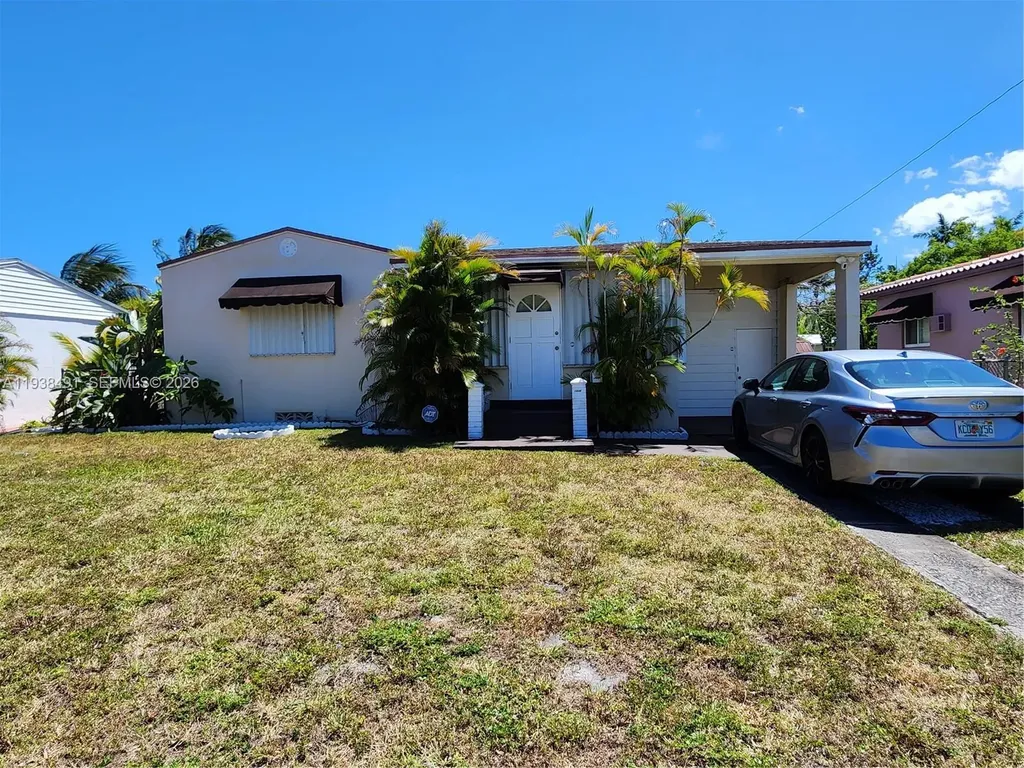 1846 Wiley Street Hollywood FL 33020