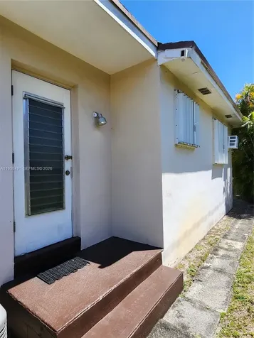 1846 Wiley Street Hollywood FL 33020