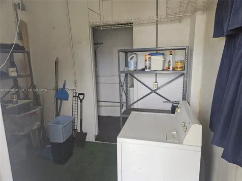 1846 Wiley Street Hollywood FL 33020