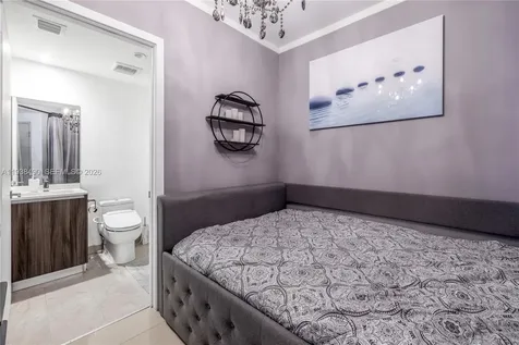 488 NE 18th Street Miami FL 33132