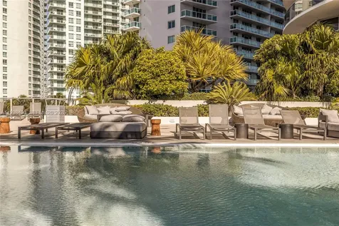 488 NE 18th Street Miami FL 33132