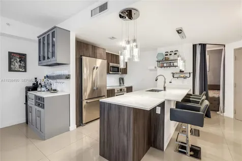 488 NE 18th Street Miami FL 33132