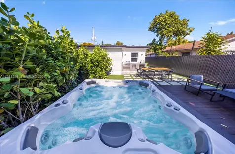166 NW 41st Street Miami FL 33127
