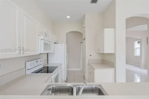 1924 SE 17th Court Homestead FL 33035