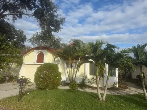 316 Bishop Road North Lauderdale FL 33068