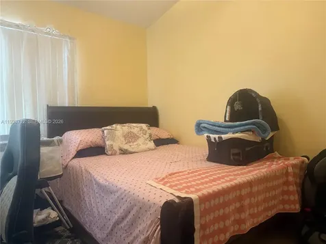 316 Bishop Road North Lauderdale FL 33068