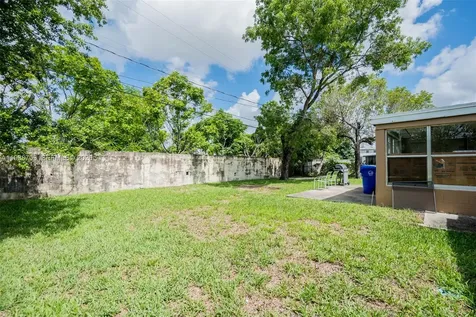 3330 SW 59th Terrace West Park FL 33023