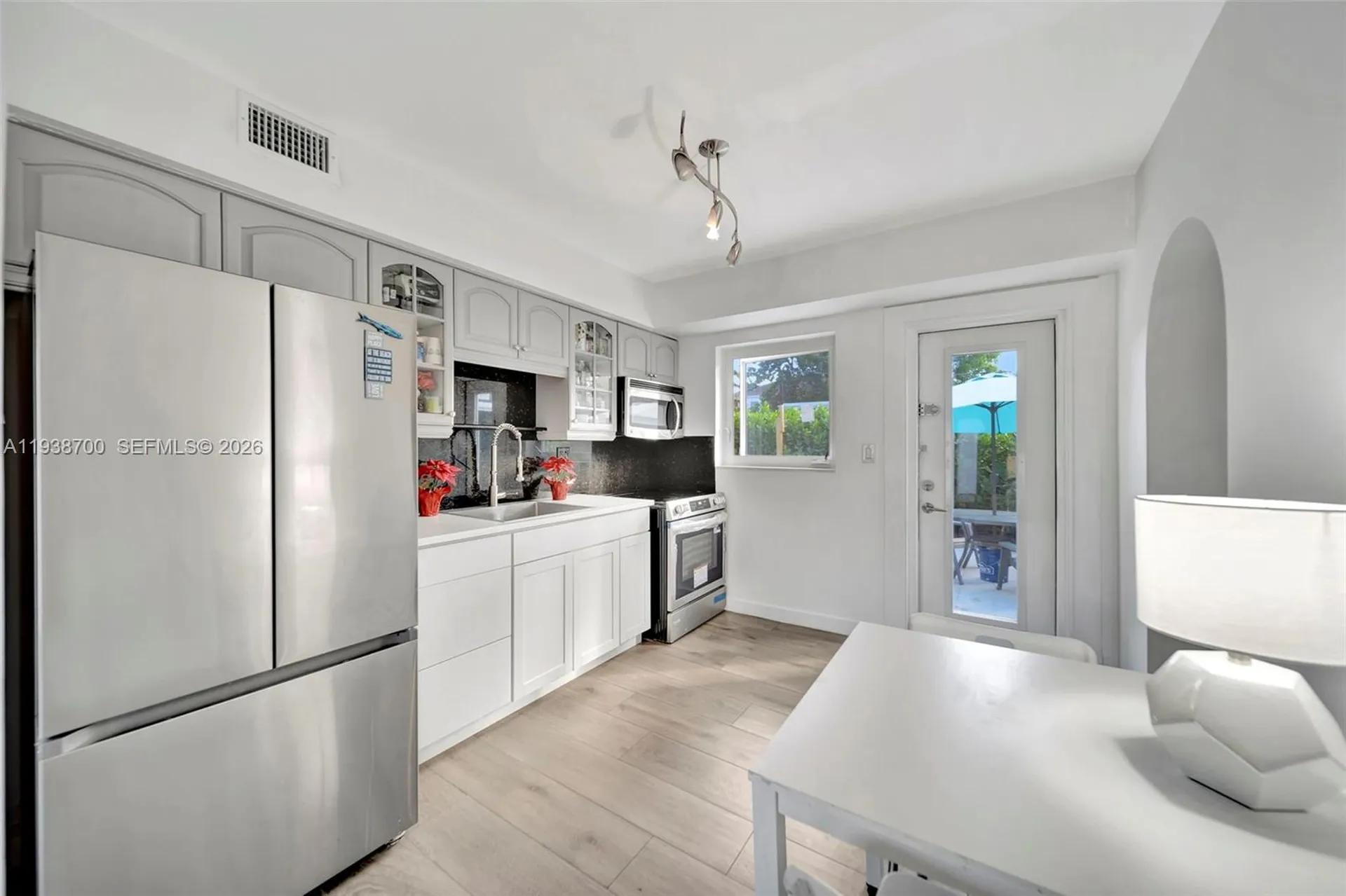 2304 SE 13th Court Pompano Beach FL 33062