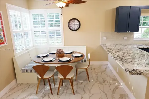 7802 N 155th Place N Palm Beach Gardens FL 33418