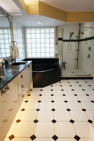 7802 N 155th Place N Palm Beach Gardens FL 33418