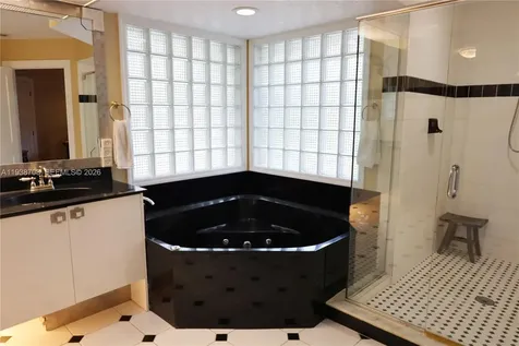 7802 N 155th Place N Palm Beach Gardens FL 33418