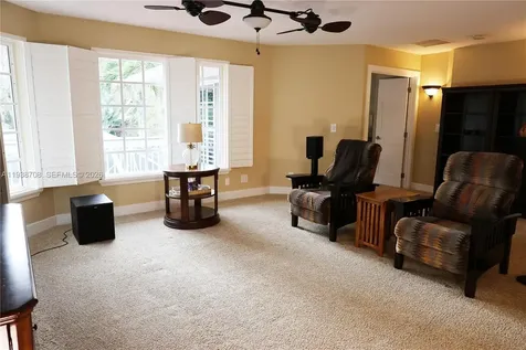 7802 N 155th Place N Palm Beach Gardens FL 33418